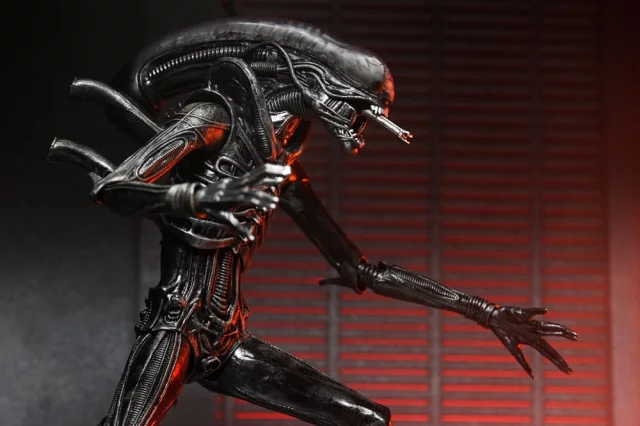 Figurka Alien: Romulus -  Scorched Xenomorph (NECA) dupl