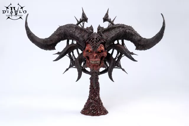 Statuette Diablo IV - Lord of Hatred 1:2 (PureArts) - Blizzard