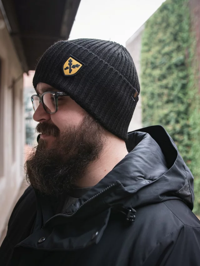 Mütze Kingdom Come: Deliverance II - Wappen von Hans Capon von Pirkstein