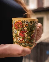 Tasse Kingdom Come: Deliverance II - Hasen in voller Blüte