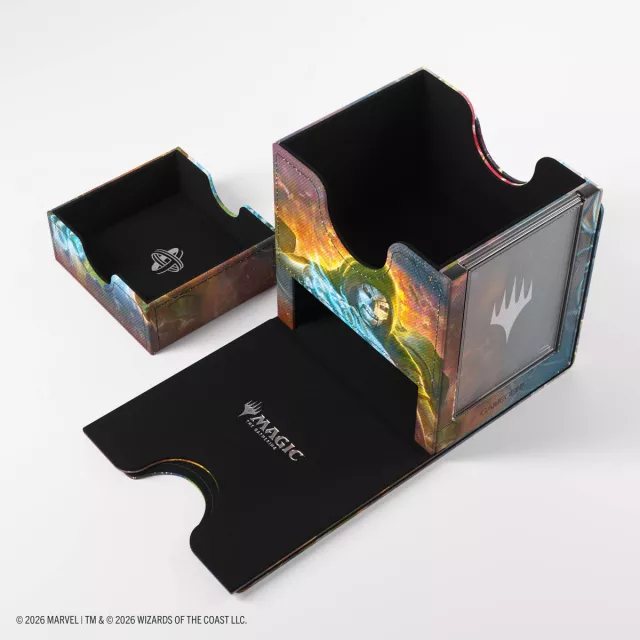 Kartenbox Gamegenic - Marvel Super Heroes - Sidekick PRO 100+ XL Convertible Doom Reigns Supreme/Loki Laufeyson - MTG: Marvel Super Heroes