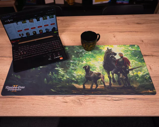 Mauspad Kingdom Come: Deliverance II - Heinrich und Mutt im Wald (89 × 40 cm) - Zubehör