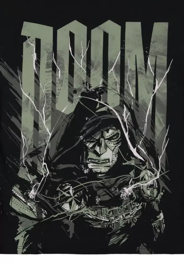 T-Shirt Avengers: Doomsday - Doctor Doom - Marvel