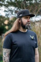 T-Shirt Kingdom Come: Deliverance II - Hase in der Tasche 